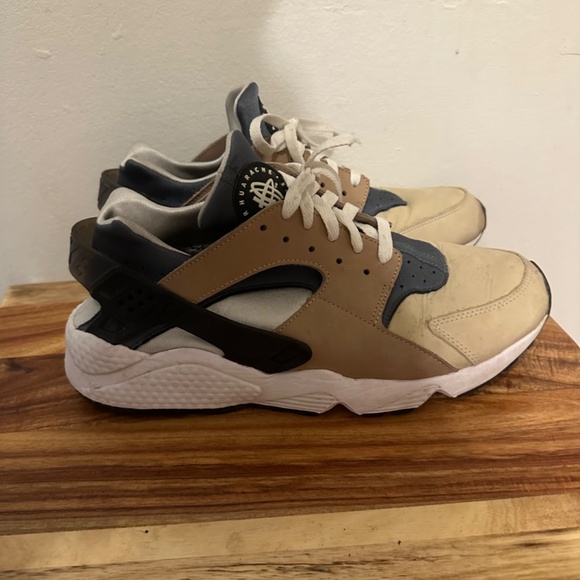 Nike Air Huarache "Escape" (2021) US Men's 12 - Picture 2 of 8